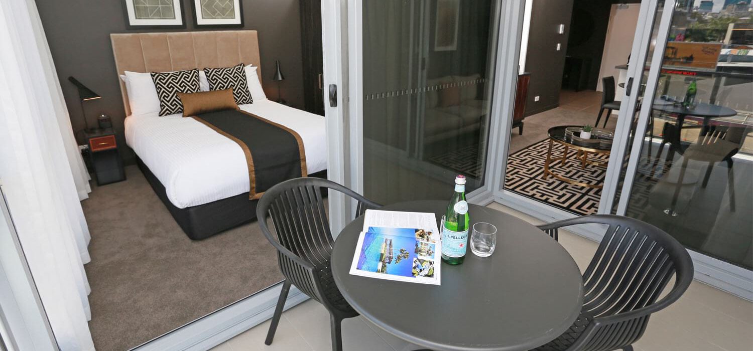 one-bedroom-executive-balcony | Alex Perry Hotel & Apartments